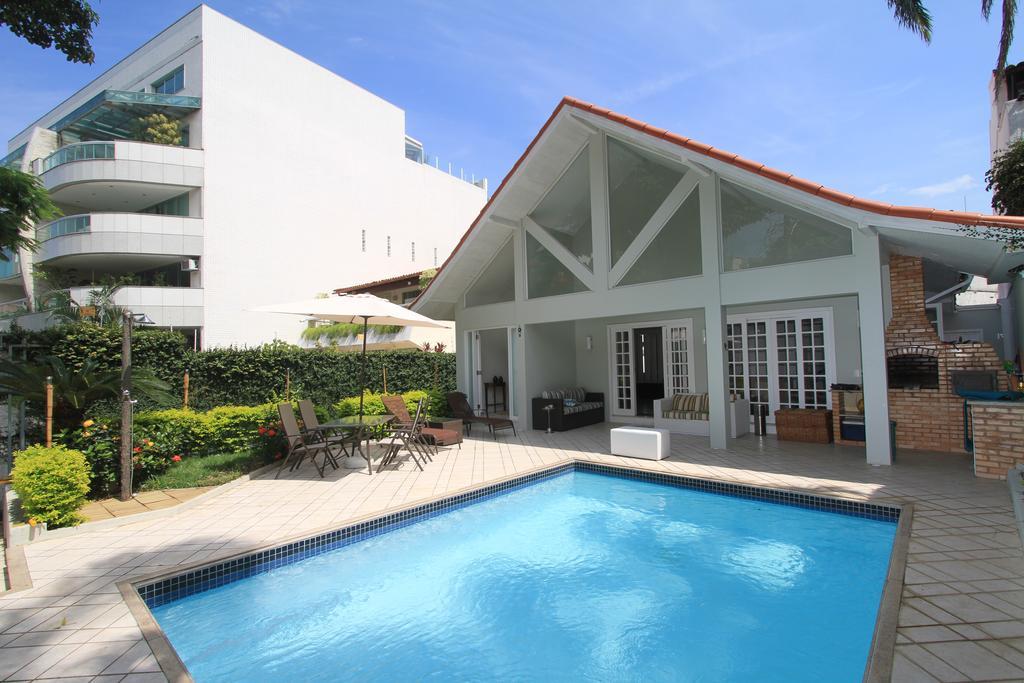 Ref House Barra Da Tijuca Wisma tamu 2*