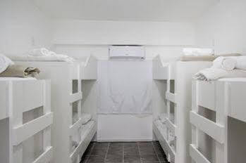 Guest house Ref House Barra Da Tijuca 2*